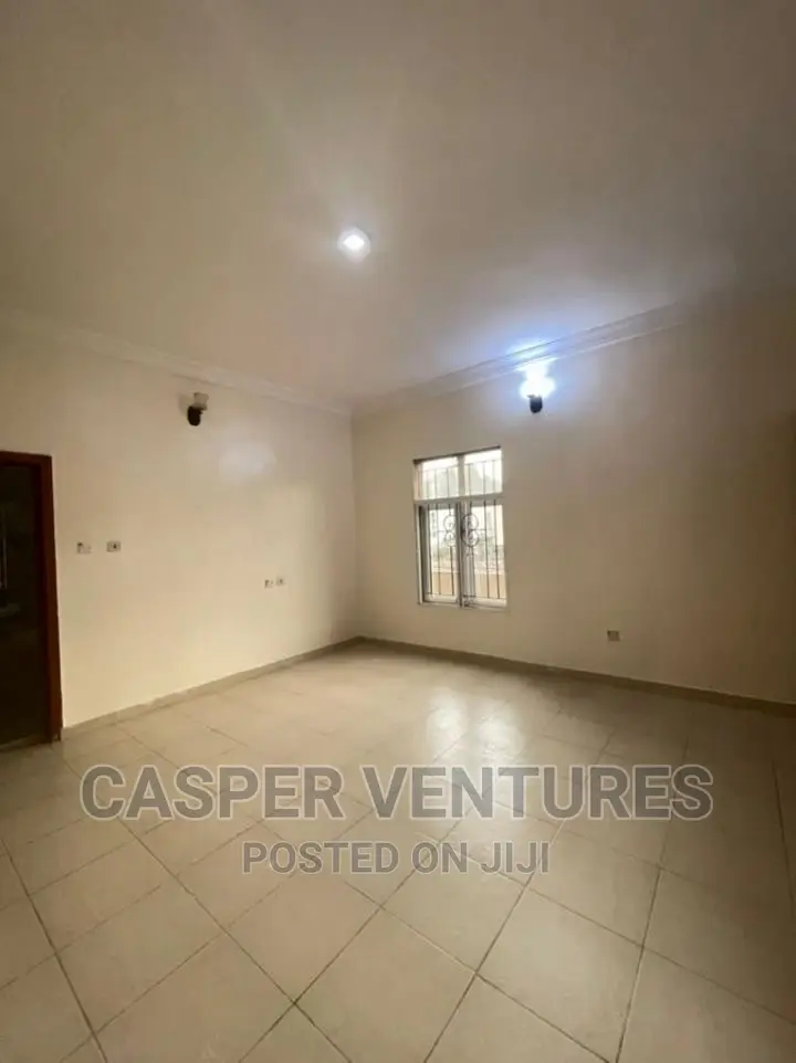 3bdrm Apartment in Chevron for rent in Chevron