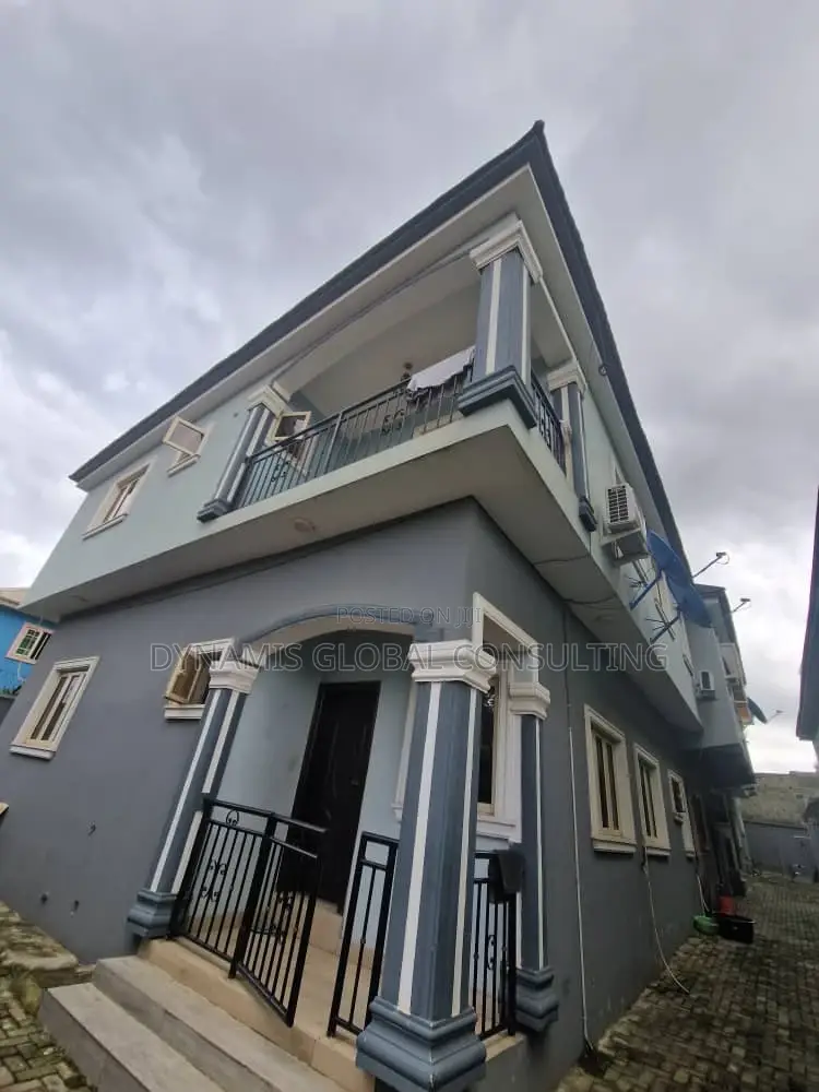 3bdrm Block of Flats in Omole Phase2 for rent in Omole Phase 2