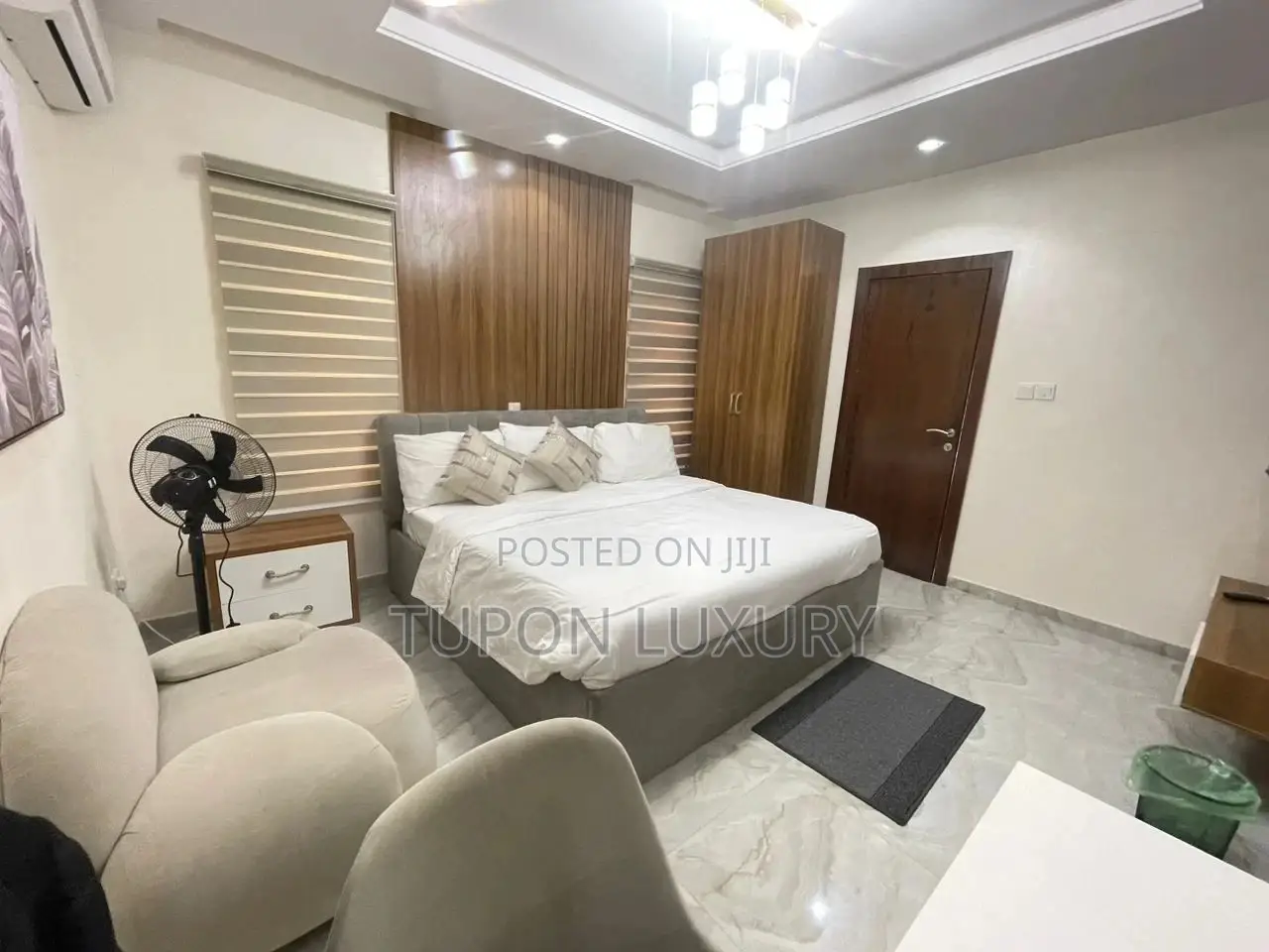 Spacious 2 Bedroom Apartment With Snooker in Lekki Phase 1