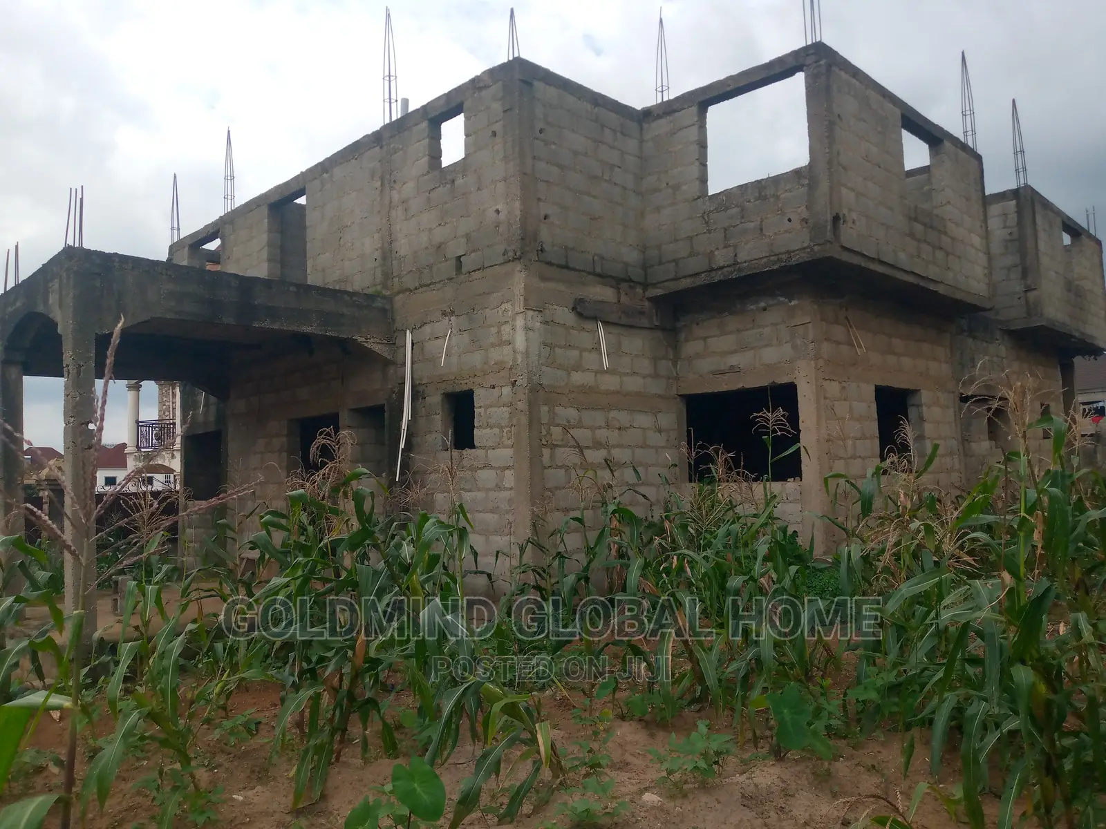 4bdrm Duplex in Apo, Zone B for sale in Zone B