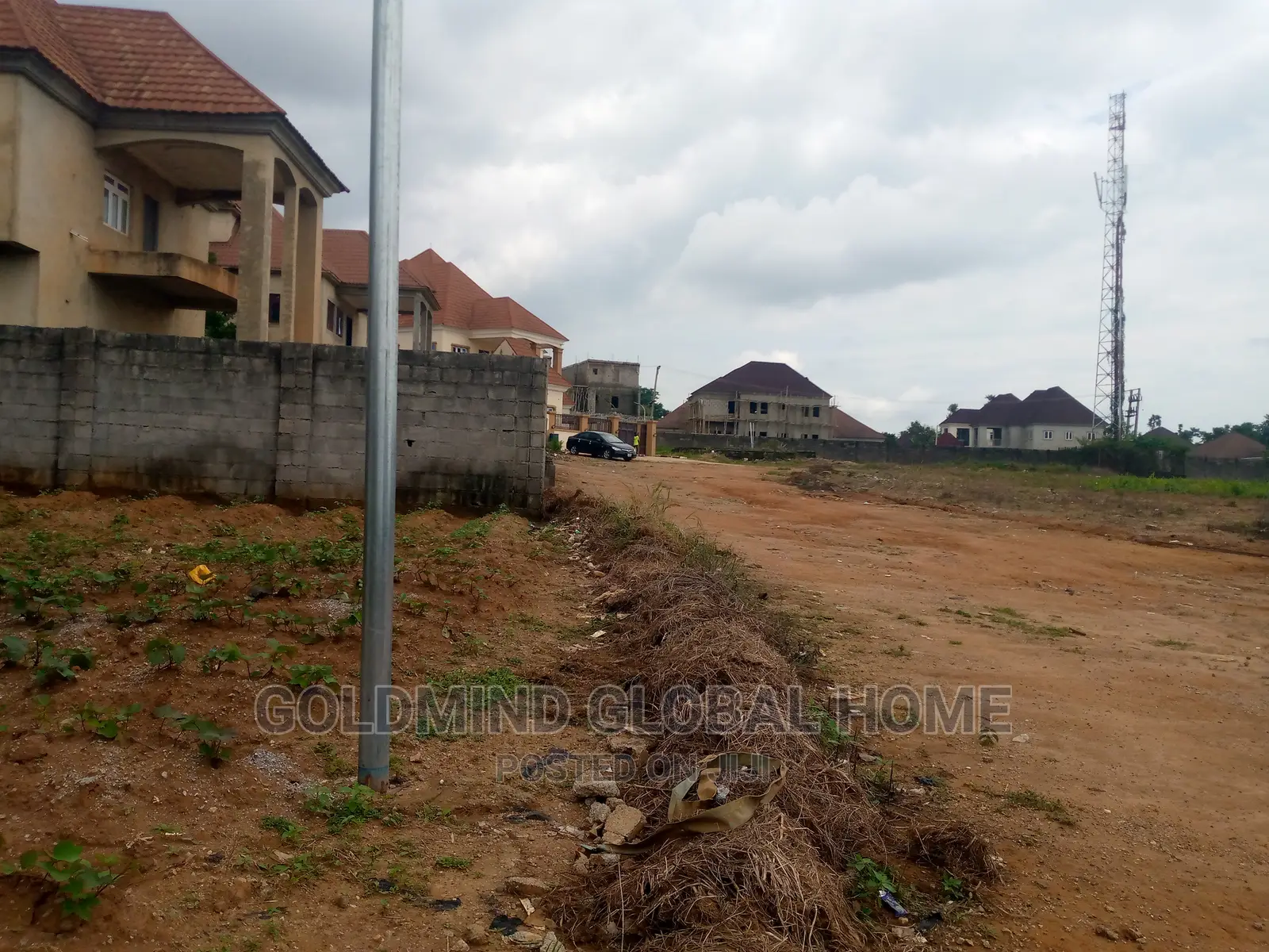 4bdrm Duplex in Apo, Zone B for sale in Zone B
