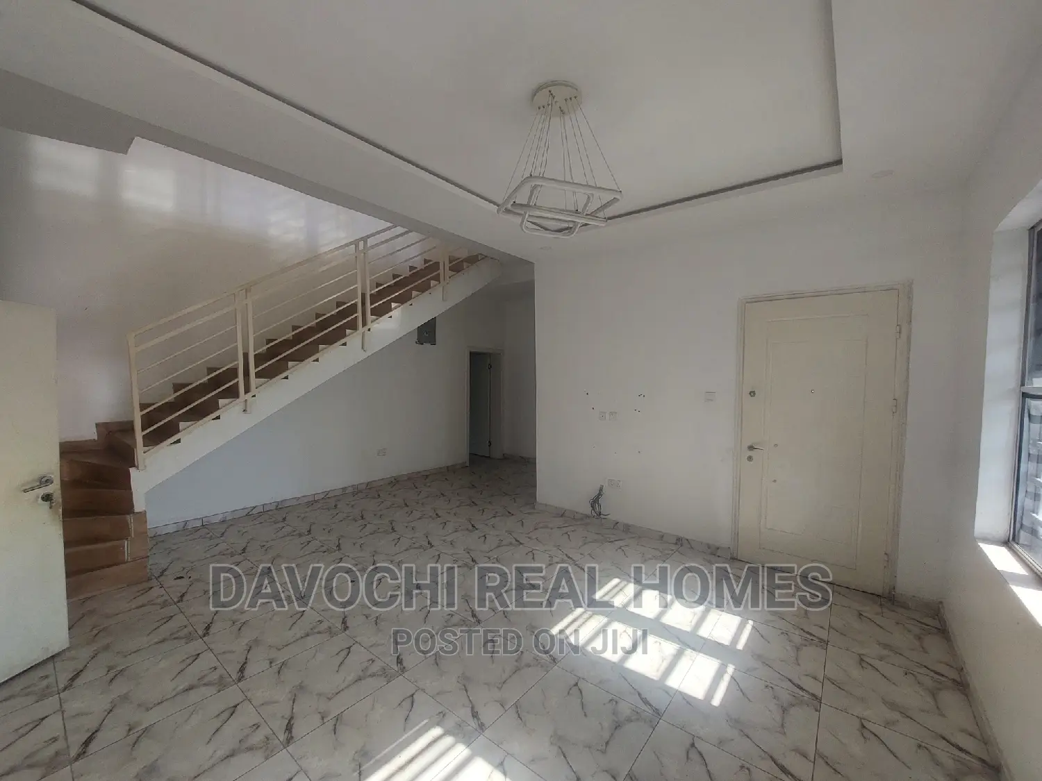 5bdrm Duplex in Chevron Second Toll, Lekki for rent in Lekki