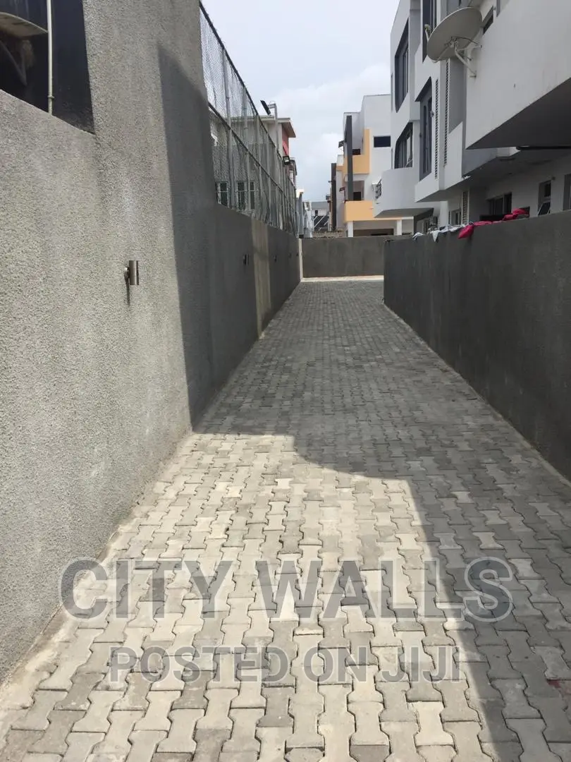 5bdrm Duplex in Richmond Estate, Ikate for rent in Ikate