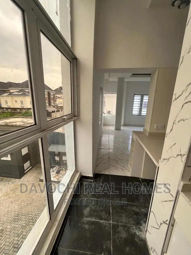 2bdrm Apartment in Ikate, Lekki for sale in Lekki