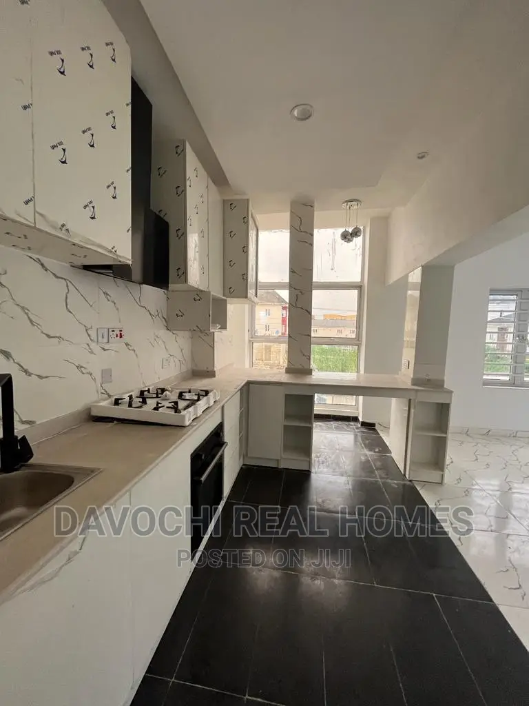 2bdrm Apartment in Ikate, Lekki for sale in Lekki