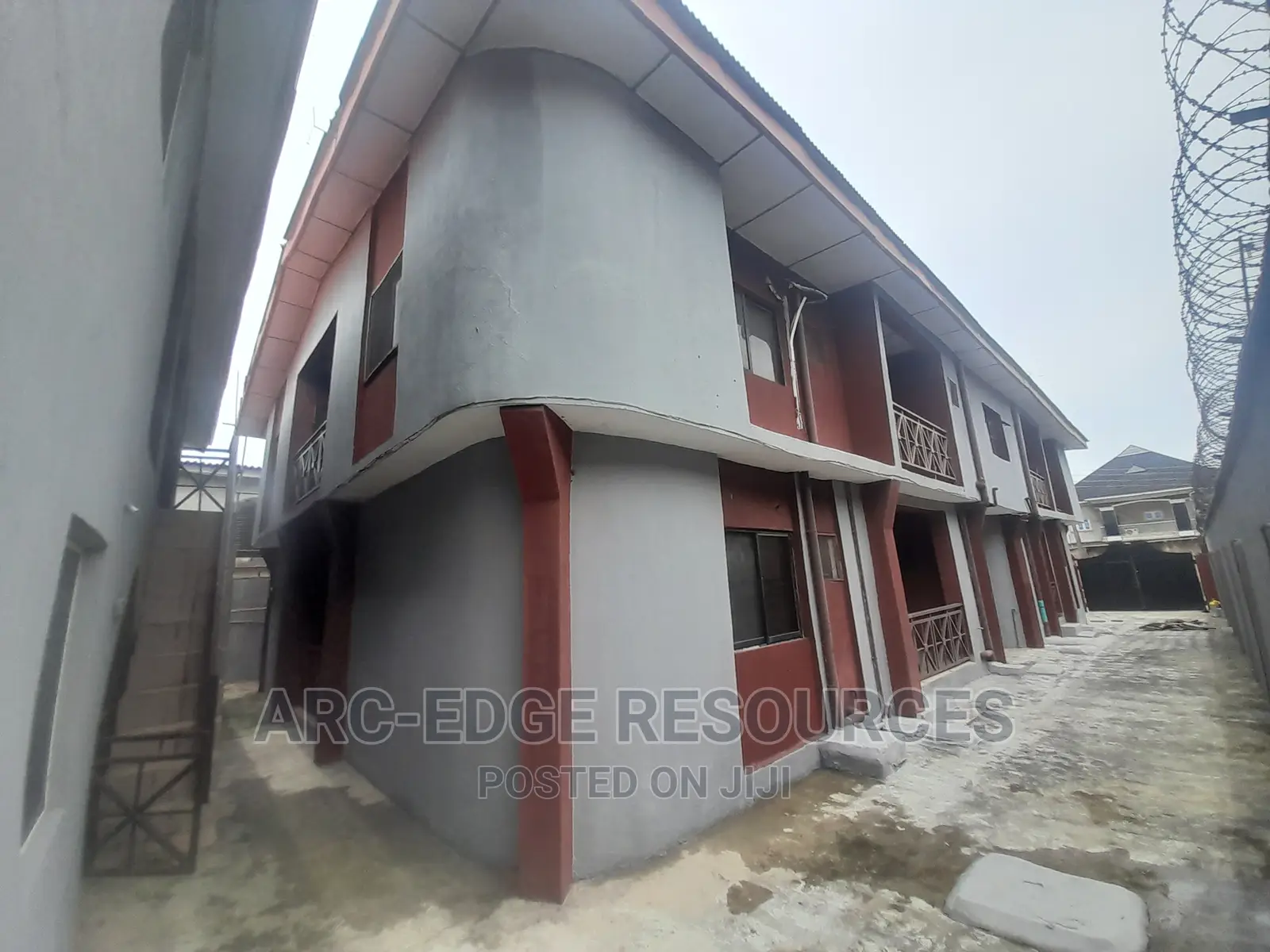 3bdrm Block of Flats in Ago Palace for sale in Ago Palace