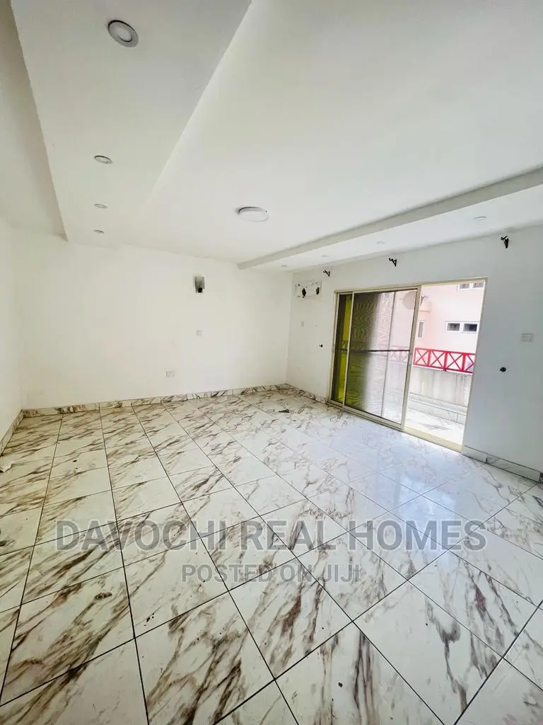 4bdrm Duplex in Osapa London, Lekki for rent in Lekki