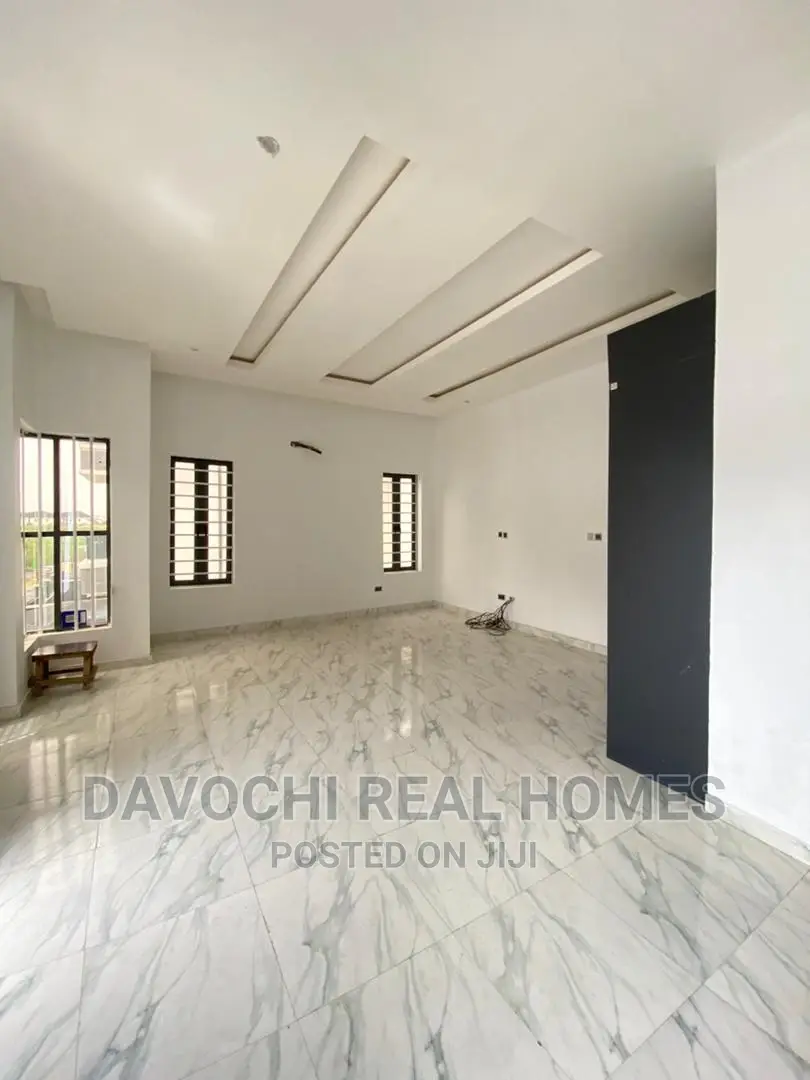4bdrm Duplex in Chevron Drive, Lekki for sale in Lekki