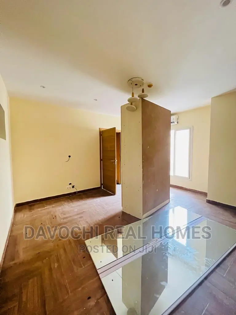 2bdrm Maisonette in Osapa London, Lekki for rent in Lekki