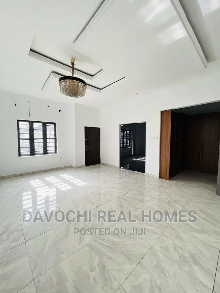 5bdrm Duplex in Osapa London Estate, Lekki for rent in Lekki