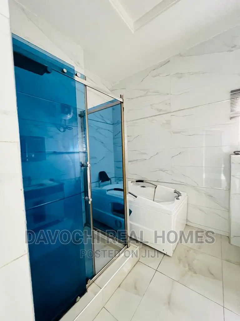 5bdrm Duplex in Osapa London Estate, Lekki for rent in Lekki
