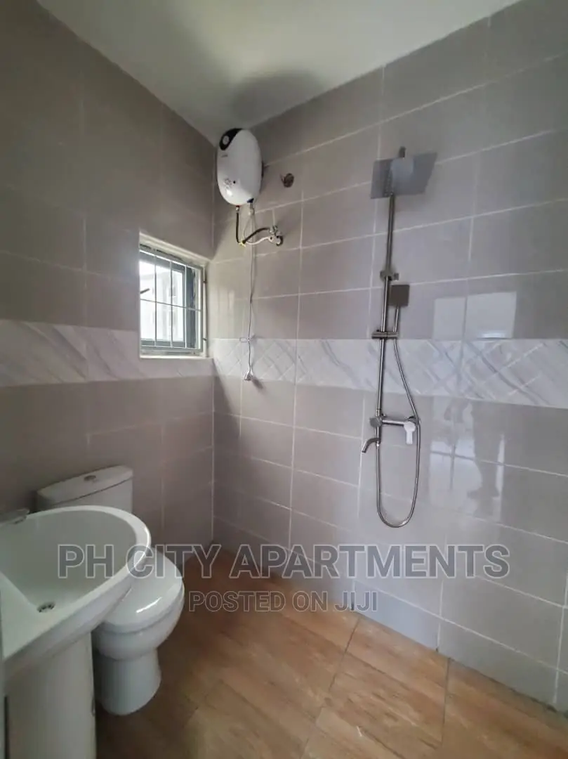 2bdrm Block of Flats in Ada George, Port-Harcourt for rent in Port-Harcourt