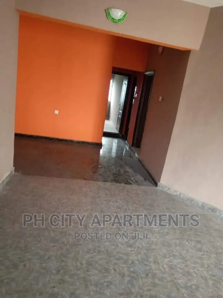 2bdrm Block of Flats in Cedarwood Estate, Port-Harcourt for rent in Port-Harcourt