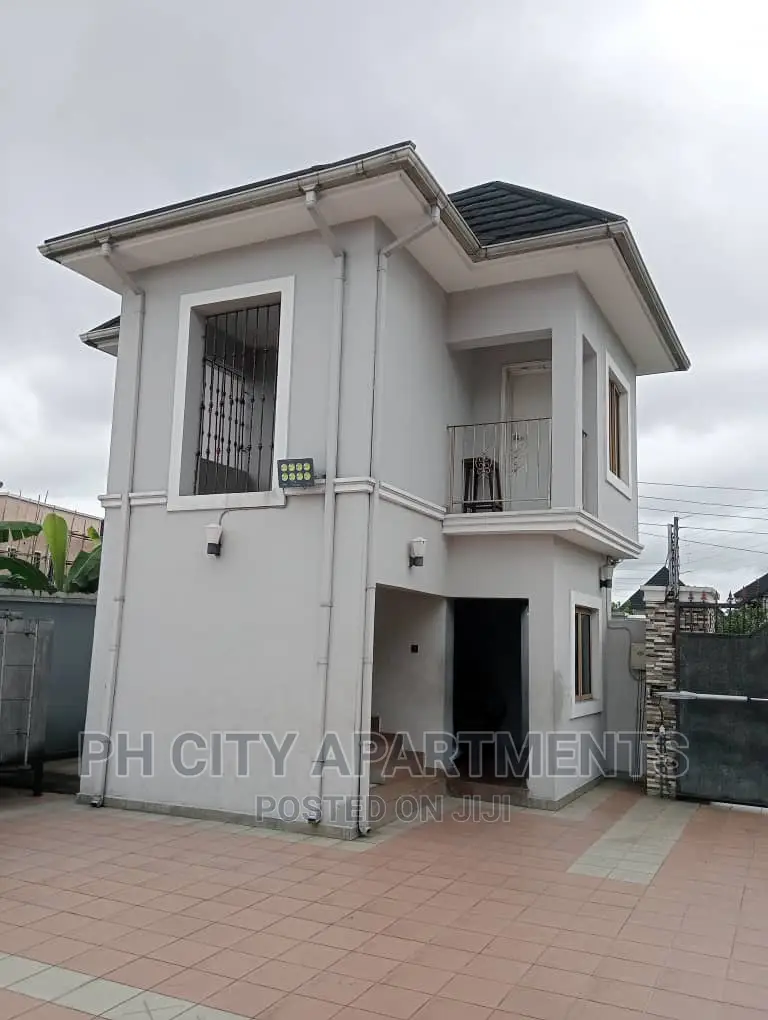 2bdrm Block of Flats in Lekki Gardens, Port-Harcourt for rent in Port-Harcourt