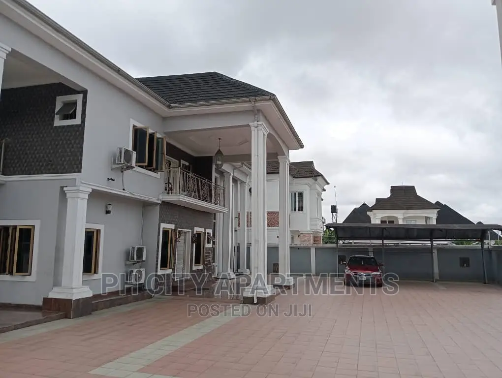 2bdrm Block of Flats in Lekki Gardens, Port-Harcourt for rent in Port-Harcourt