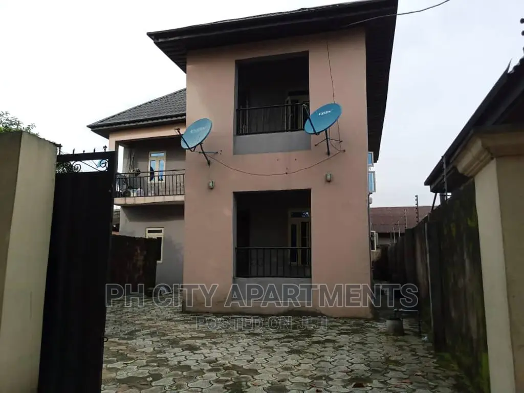 3bdrm Block of Flats in Port-Harcourt for sale in Port-Harcourt