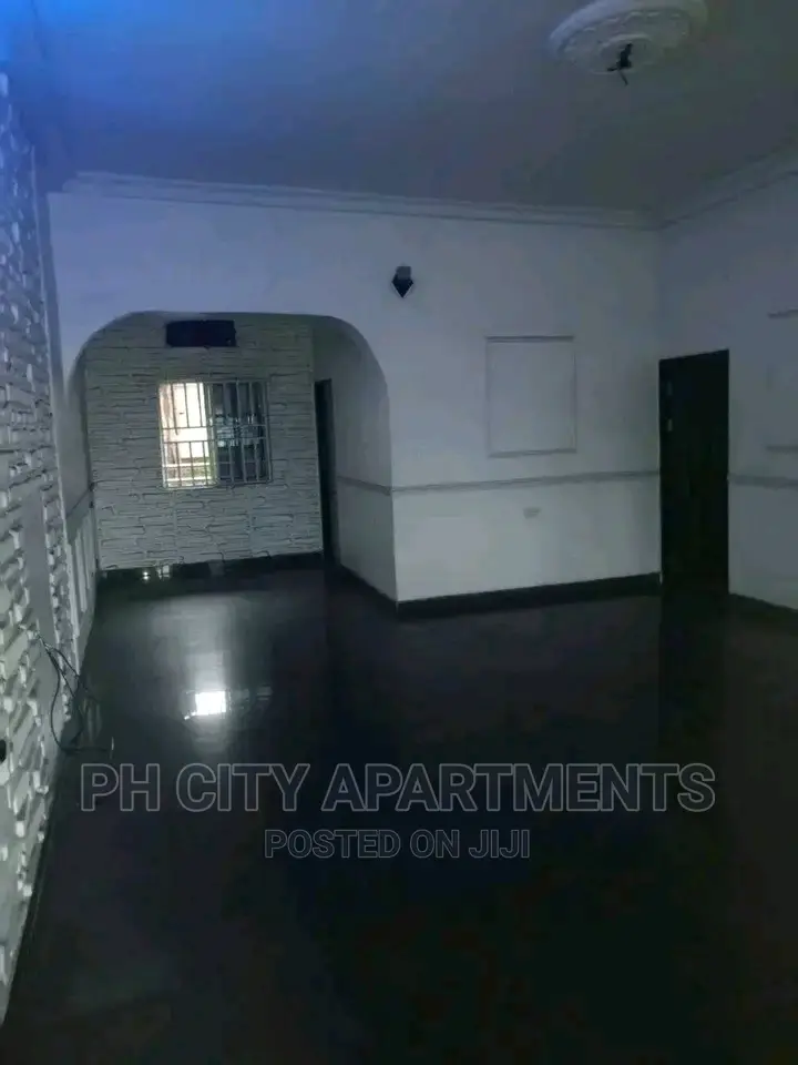 2bdrm Block of Flats in Port-Harcourt for sale in Port-Harcourt