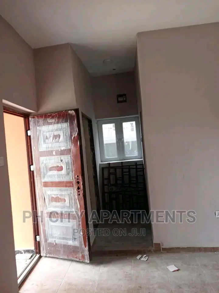 3bdrm Block of Flats in Port-Harcourt for sale in Port-Harcourt