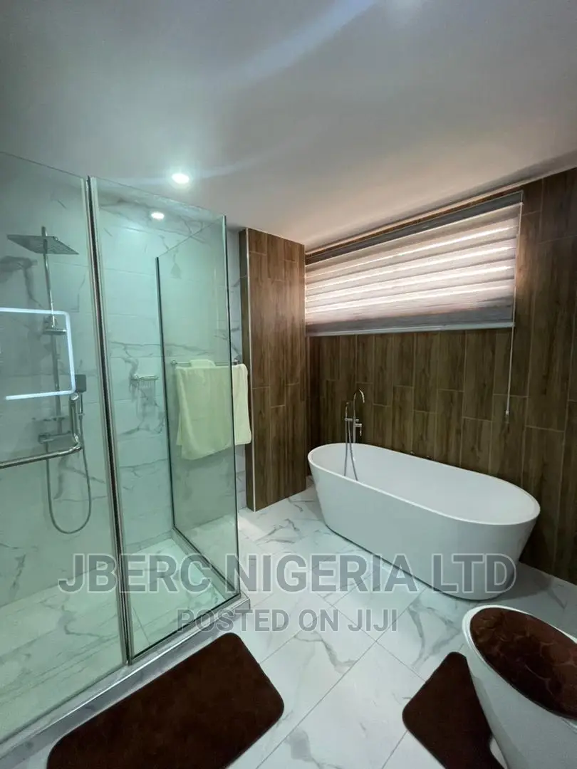 3bedroom Parkview Shortlet Stay in Parkview Estate