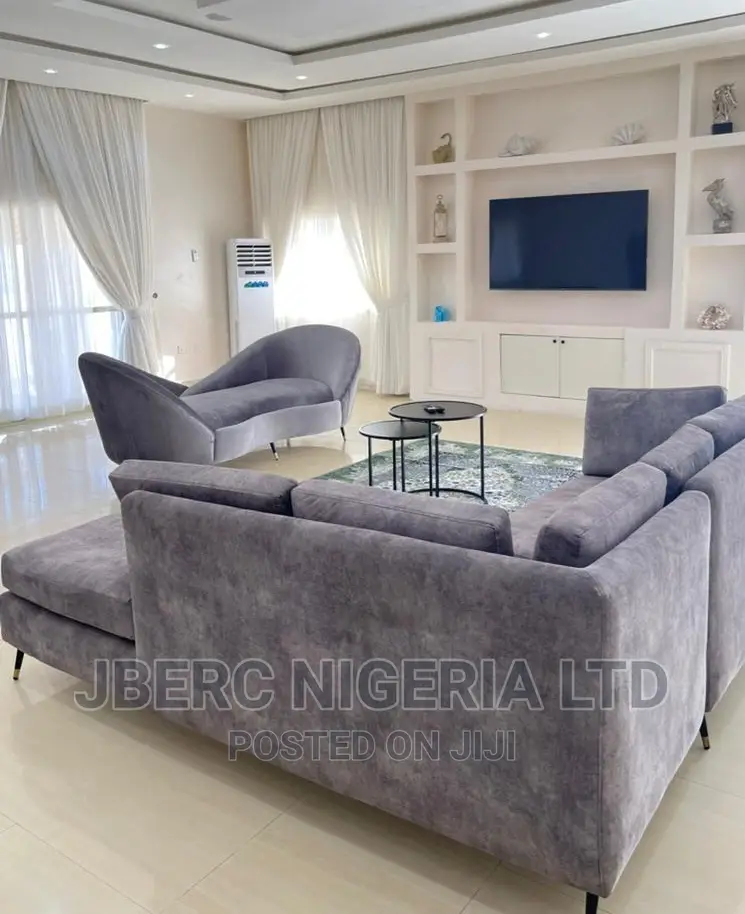 4bedroom Penthouse Vi Shortlet Apartment in Victoria Island