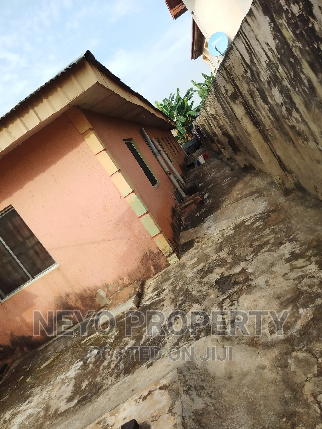 1bdrm Block of Flats in Awesu Estate, Igbogbo for rent in Igbogbo
