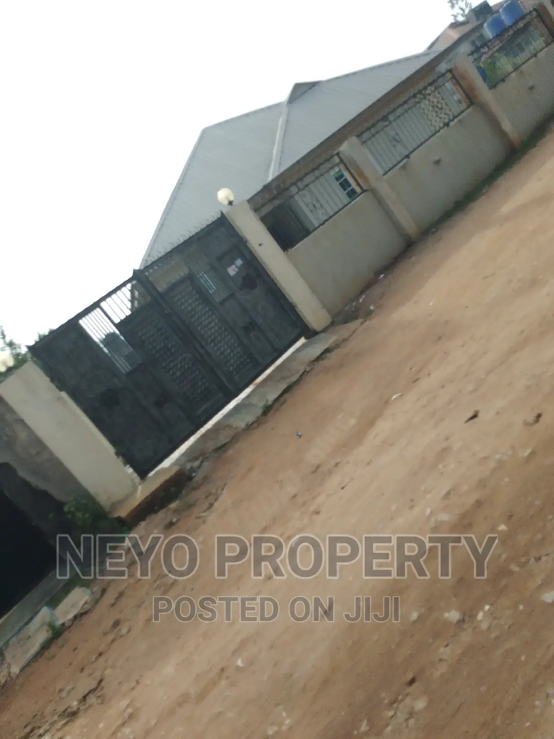 1bdrm Block of Flats in Awesu Estate, Igbogbo for rent in Igbogbo