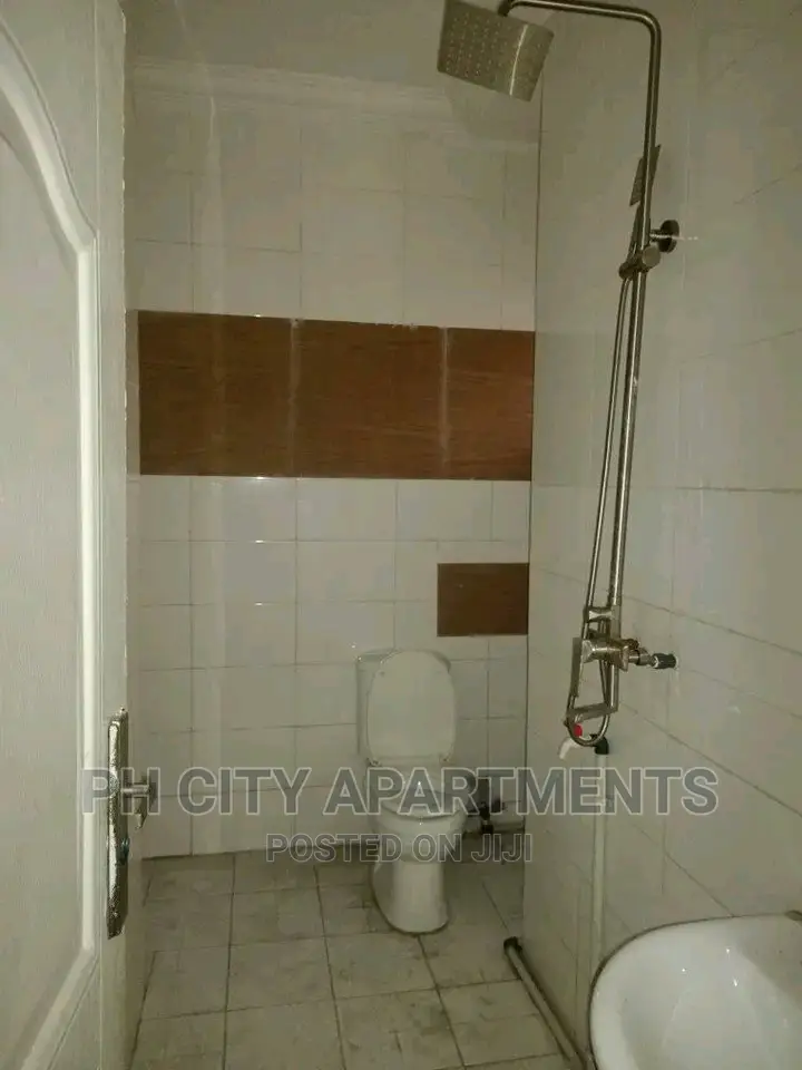 3bdrm Duplex in Eliozu, Port-Harcourt for rent in Port-Harcourt