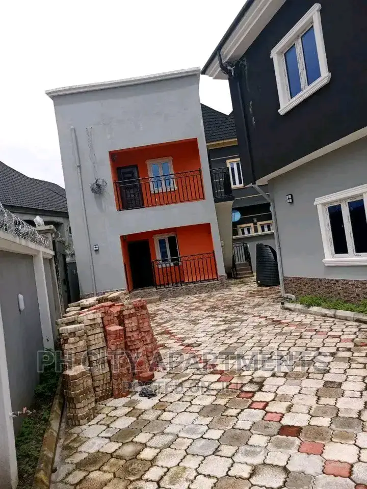 2bdrm Block of Flats in Ada George, Port-Harcourt for rent in Port-Harcourt