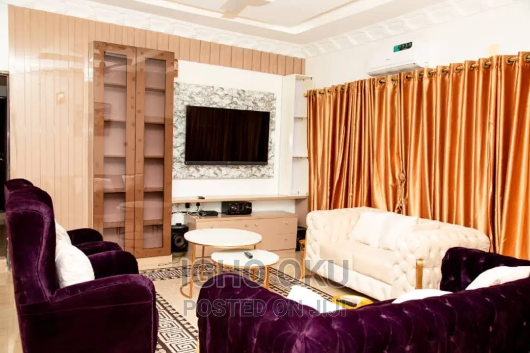 3 Bedroom Apartment Available for Short Stay in Wuye. in Wuye