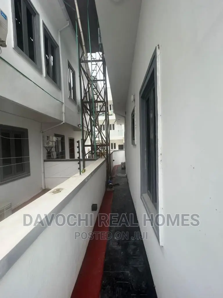 4bdrm Duplex in Ologolo Estate, Lekki for rent in Lekki