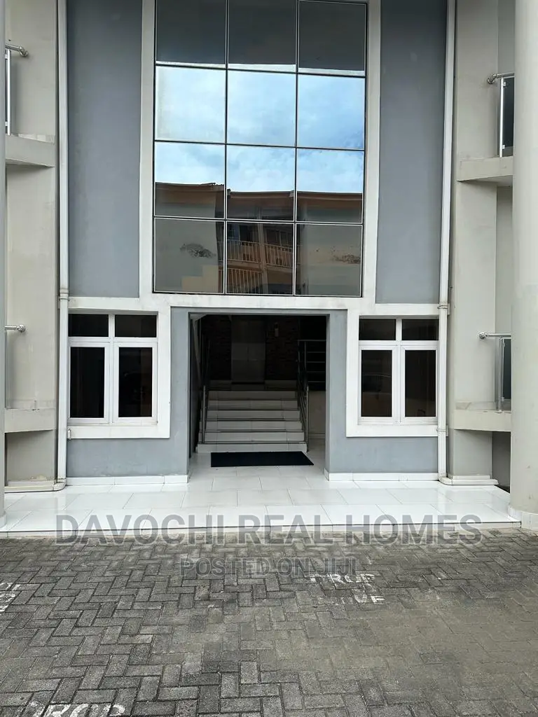 Luxury 3bedrooms Fully Furnished Apartment With Excellent in Victoria Island