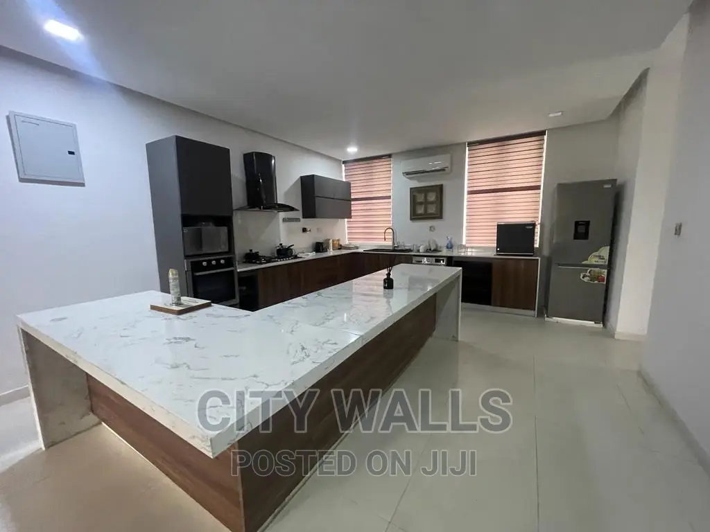 Furnished 2bdrm Block of Flats in Banana Island for rent in Banana Island