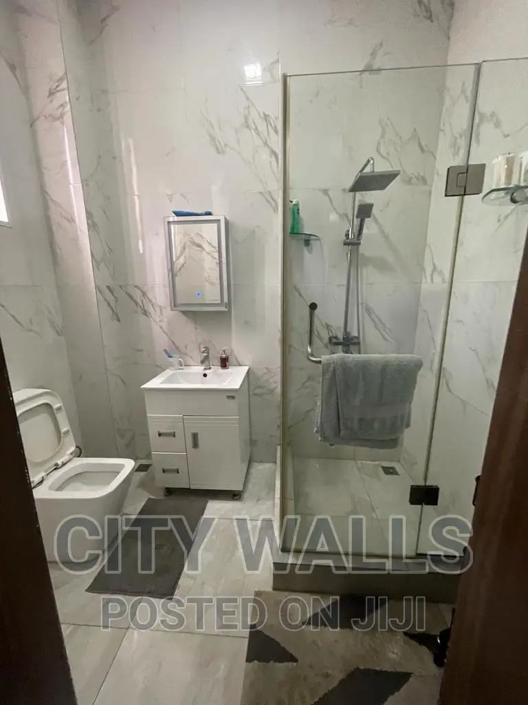 Furnished 2bdrm Block of Flats in Banana Island for rent in Banana Island
