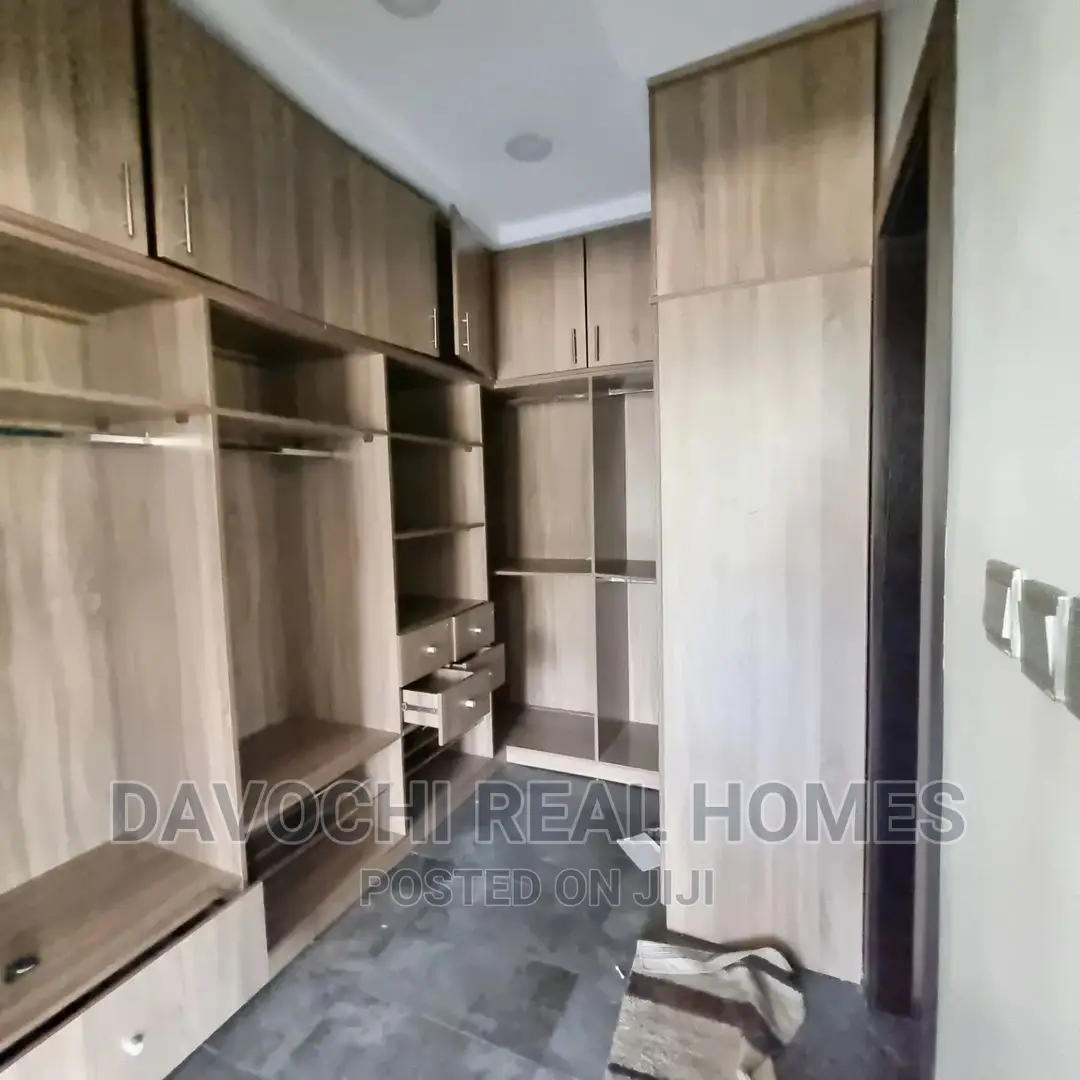 3bdrm Duplex in Chevron Drive, Lekki for rent in Lekki