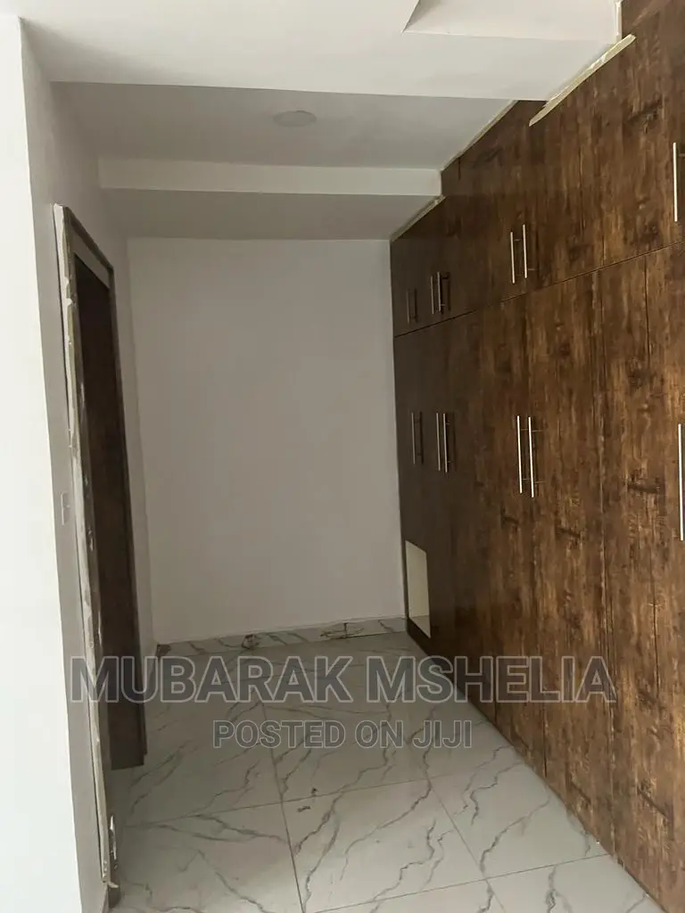 4bdrm Duplex in Quantum Forte Estate, Jahi for rent in Jahi