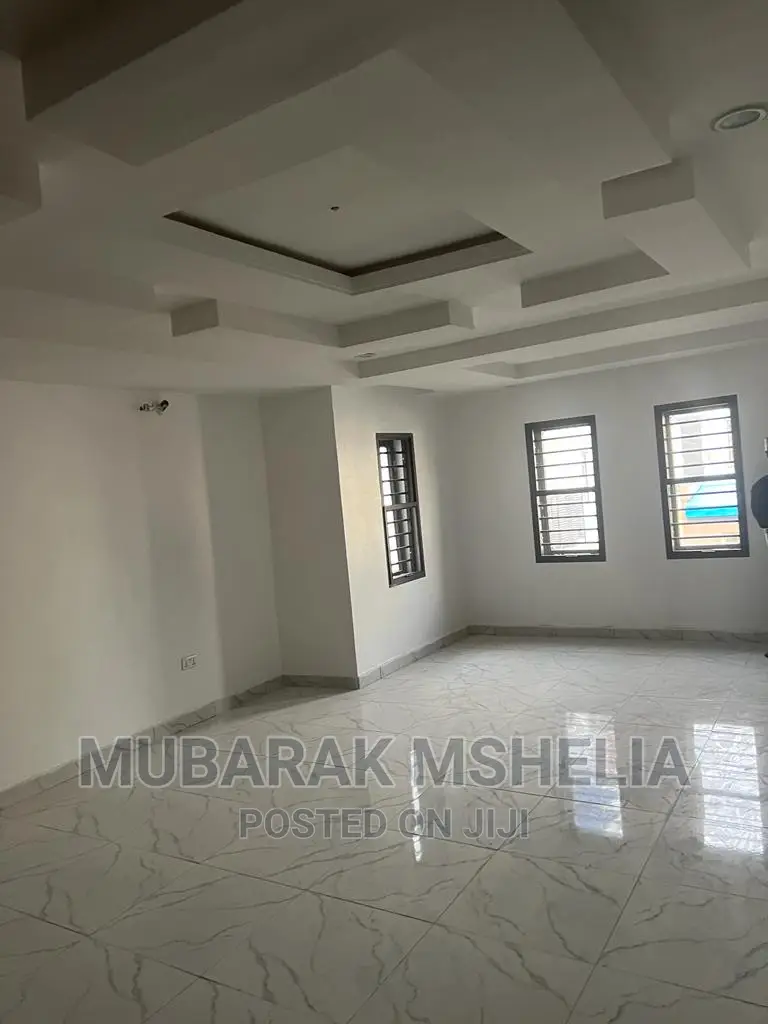 4bdrm Duplex in Quantum Forte Estate, Jahi for rent in Jahi