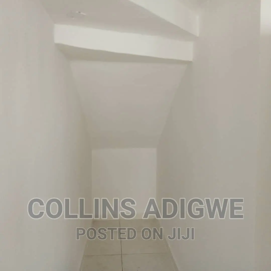 4bdrm Apartment in Lekki Phase 1,. for sale in Lekki Phase 1