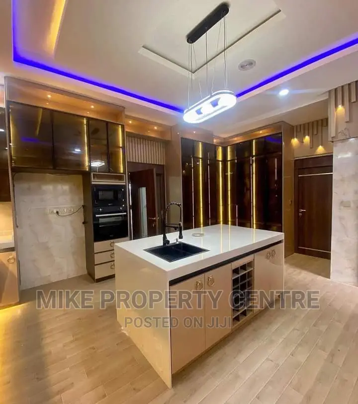 6bdrm Duplex in Gwarinpa Abuja for sale in Gwarinpa