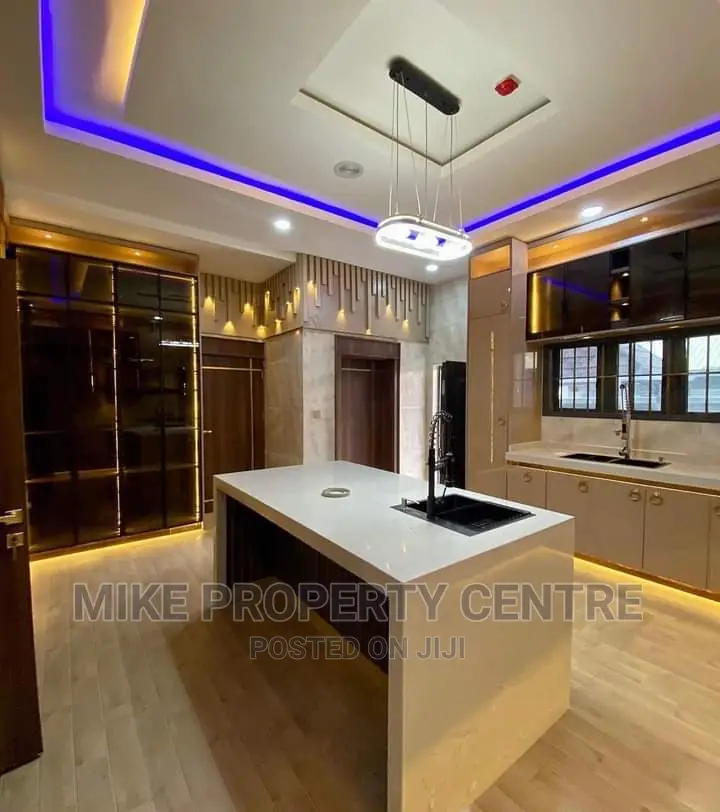 6bdrm Duplex in Gwarinpa Abuja for sale in Gwarinpa