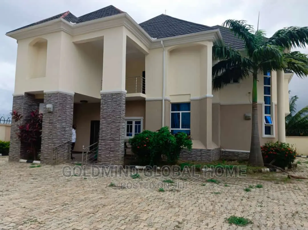 Furnished 5bdrm Duplex in Apo, Zone B for sale in Zone B