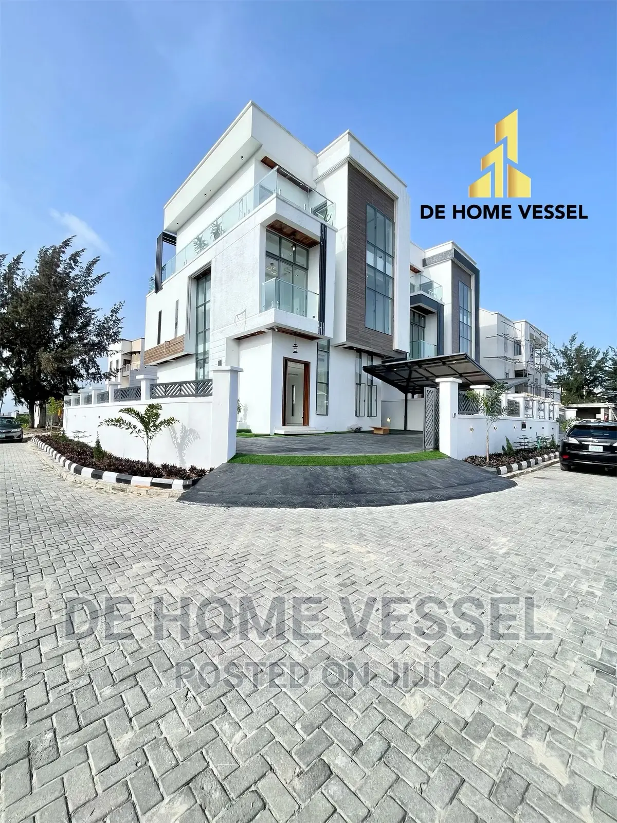 4bdrm Duplex in Osapa london for sale in Osapa london