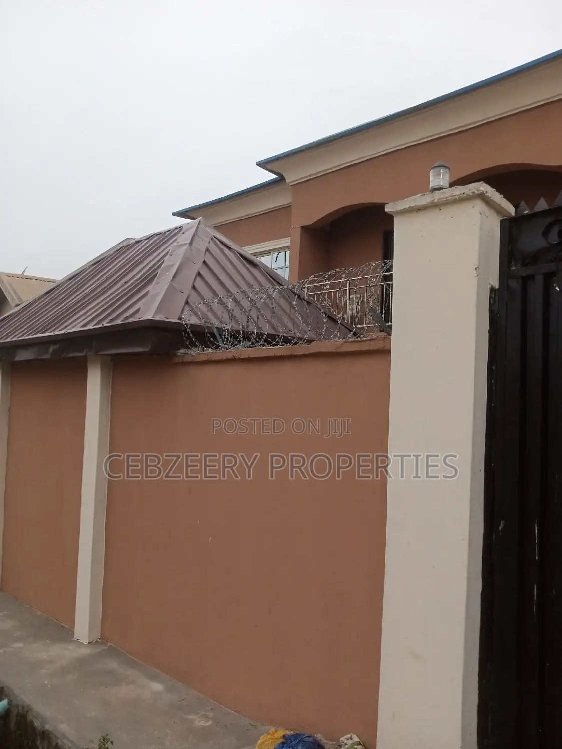 2bdrm Apartment in United Estate, Yakoyo/Alagbole for rent in Yakoyo/Alagbole