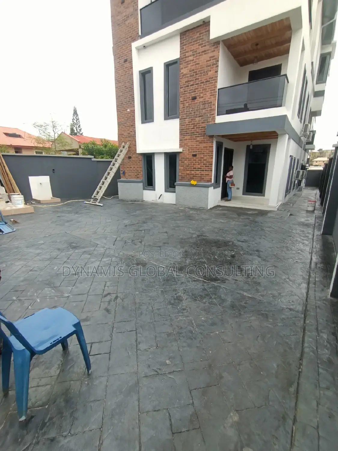 Furnished 5bdrm Duplex in Magodo Phase 2 Gra for sale in GRA Phase 2 Shangisha