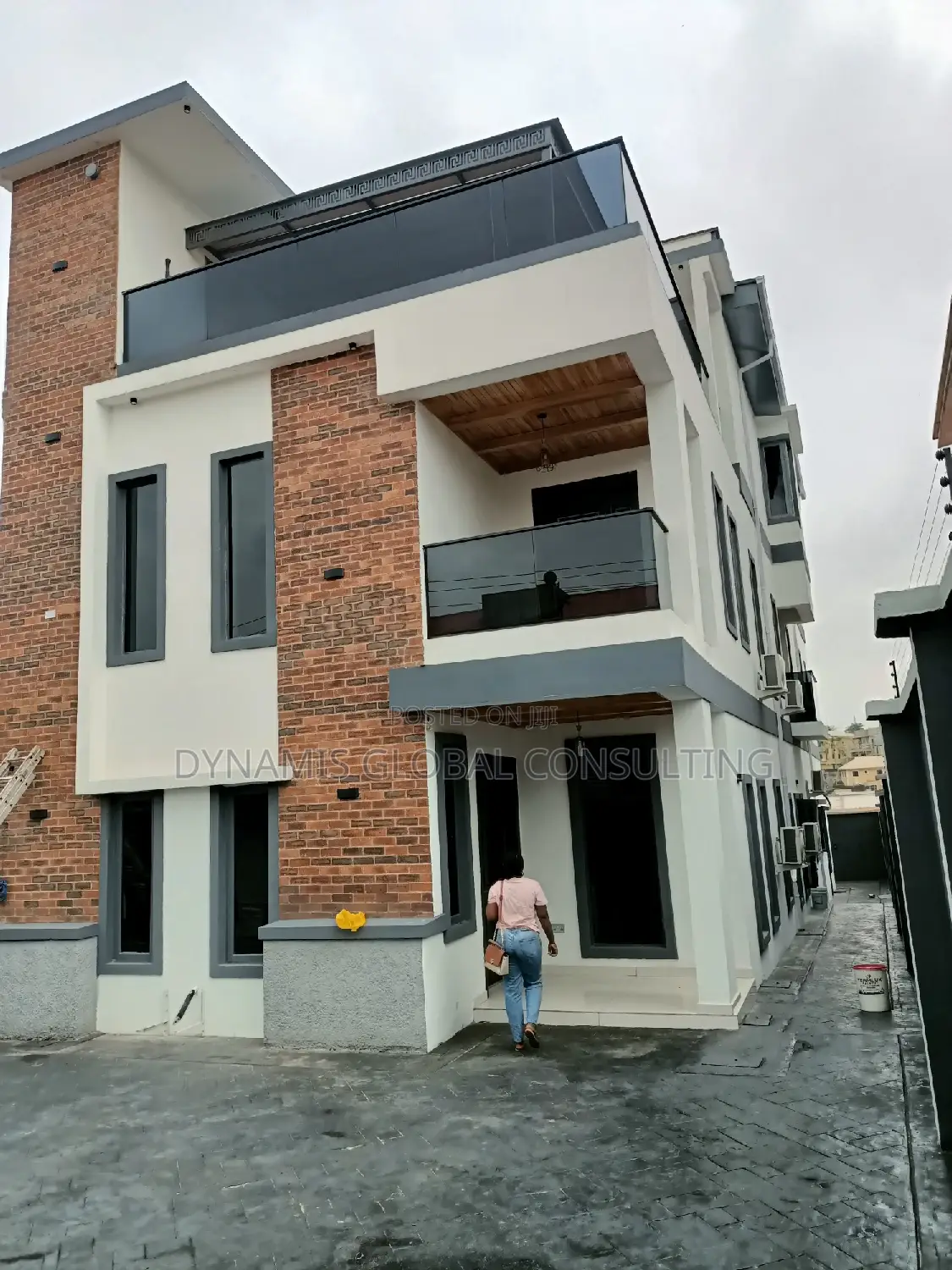 Furnished 5bdrm Duplex in Magodo Phase 2 Gra for sale in GRA Phase 2 Shangisha