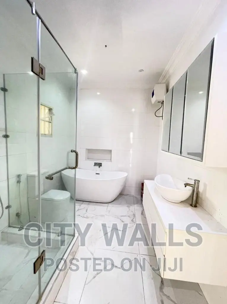 4bdrm Duplex in Lekki Phase 1 for rent in Lekki Phase 1