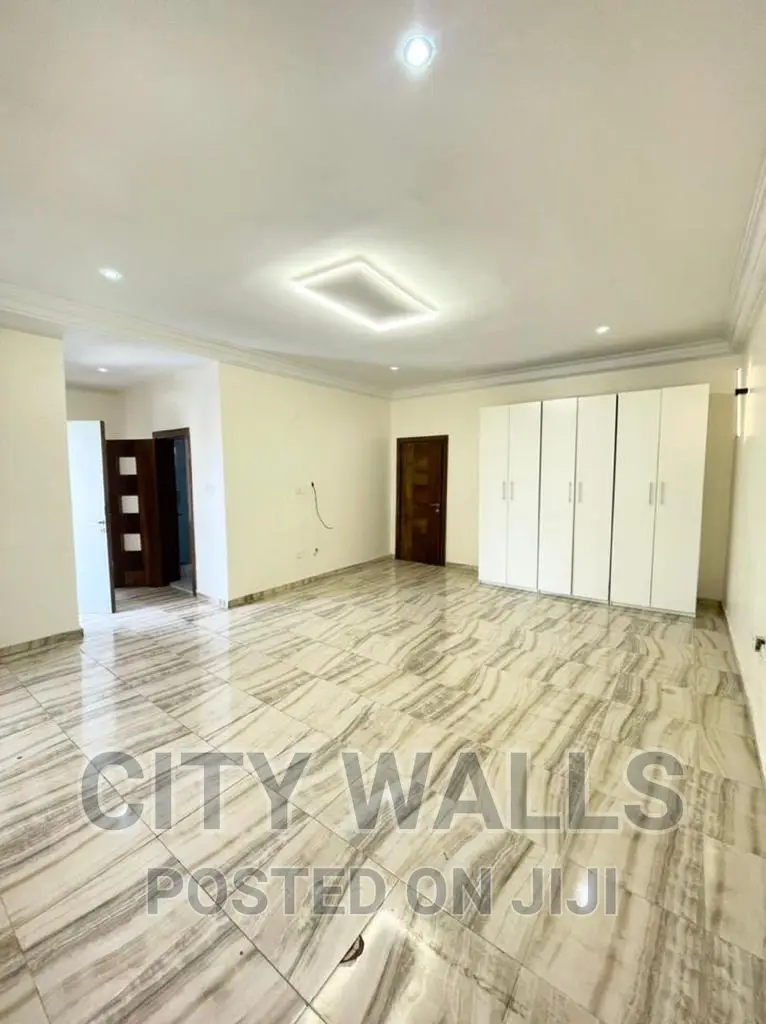 4bdrm Duplex in Lekki Phase 1 for rent in Lekki Phase 1