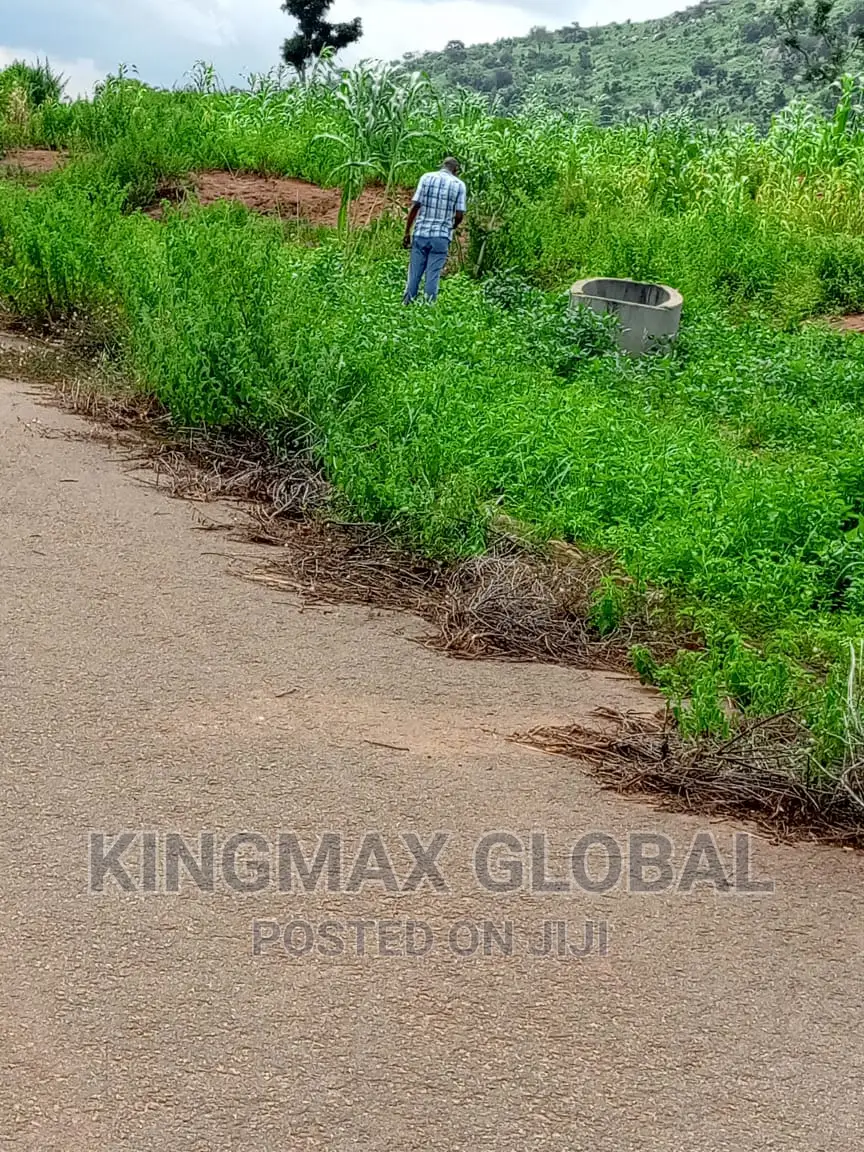 Guzape Residential Land, Size 1650sqm R of O, Nice Location in Guzape District