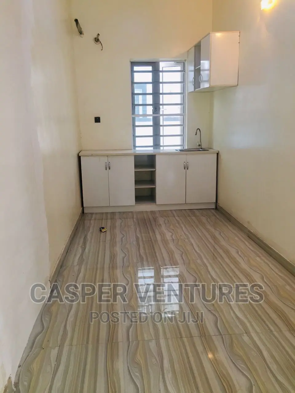 Mini Flat in Osapa Estate for rent in Osapa london