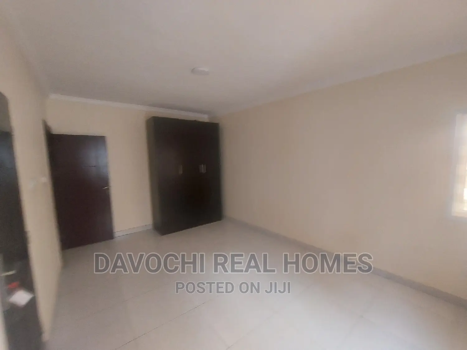 3bdrm Apartment in Orchid Road, Lekki for rent in Lekki