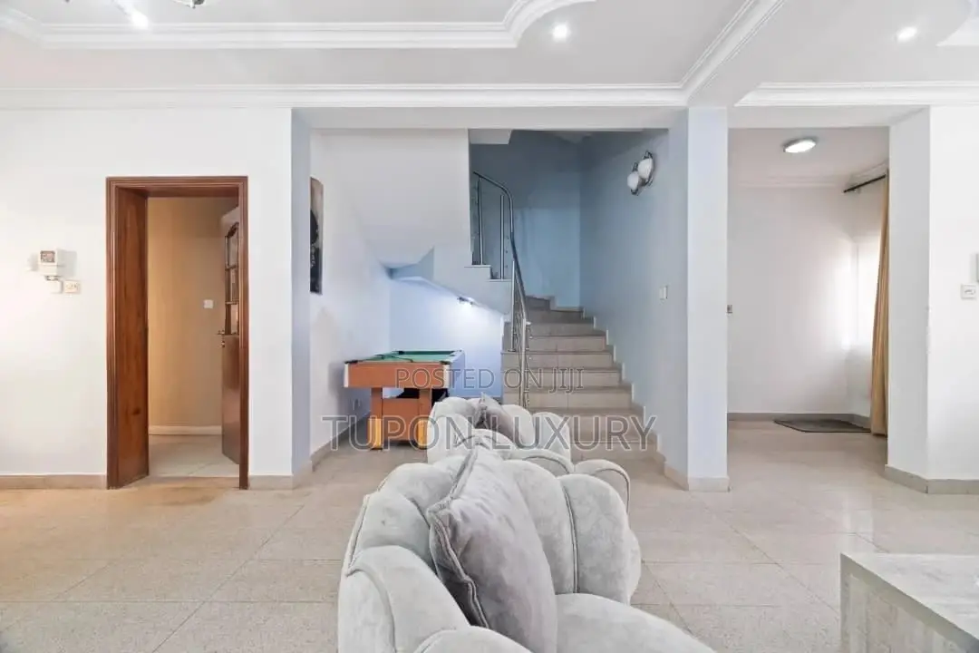 Most Affordable Party House in Lekki: 4bedroom Duplex. in Lekki Phase 1